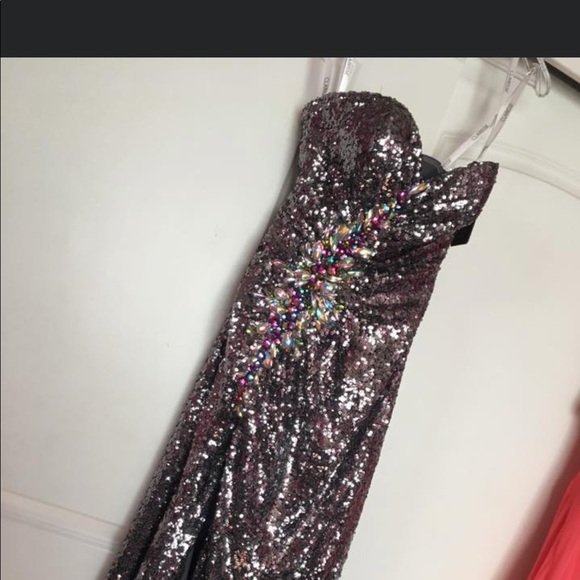 Prom dress size 3/4 - Picture 3 of 4